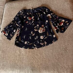 Entro Floral Off-Shoulder Women's Top